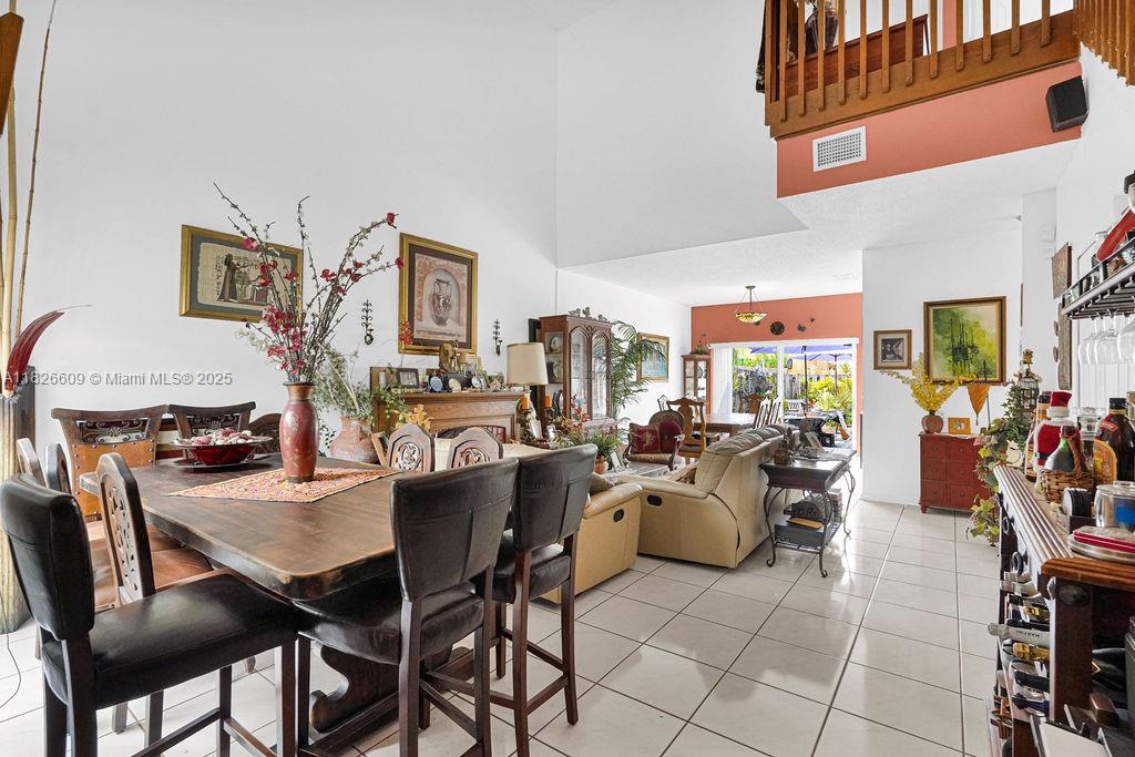 ADVENTURE HOMES - Residential