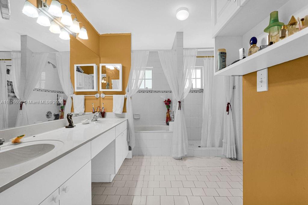 ADVENTURE HOMES - Residential