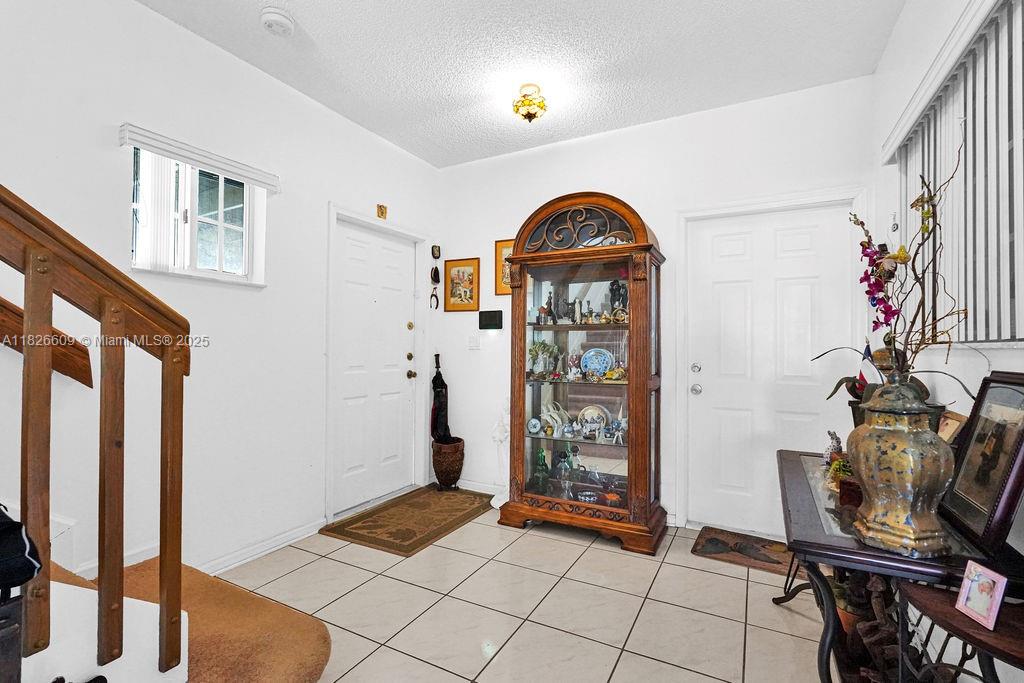 ADVENTURE HOMES - Residential