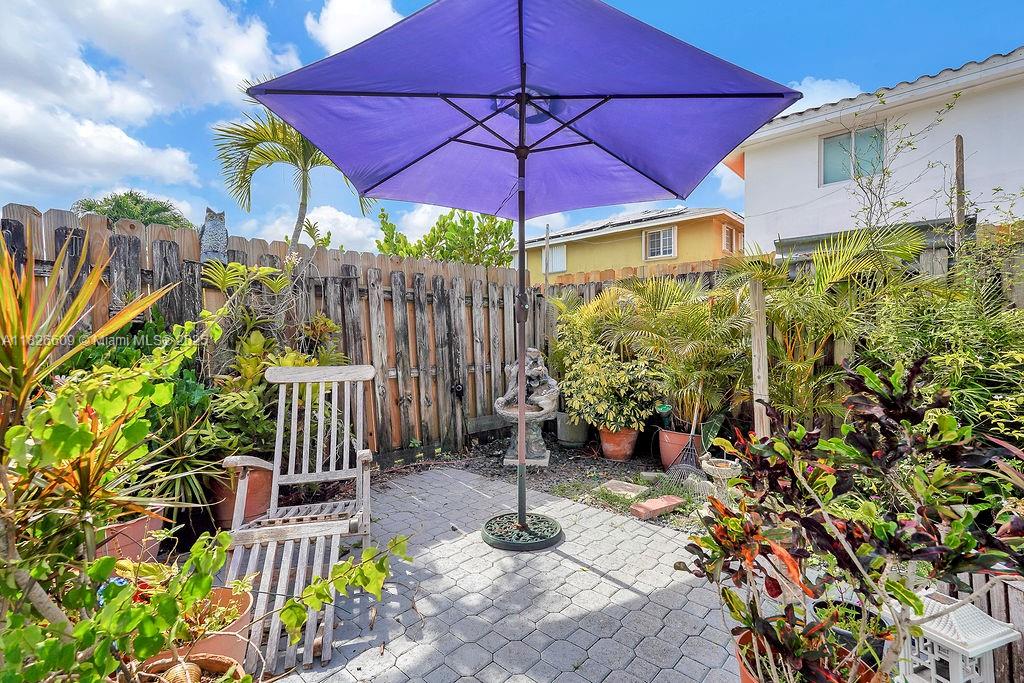 ADVENTURE HOMES - Residential