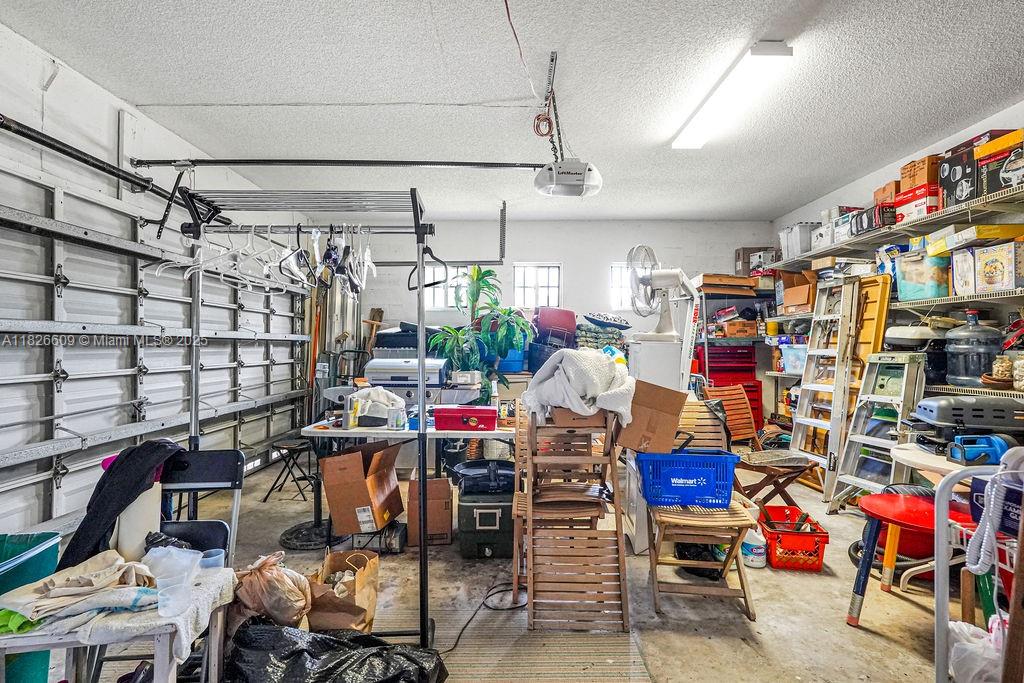 ADVENTURE HOMES - Residential