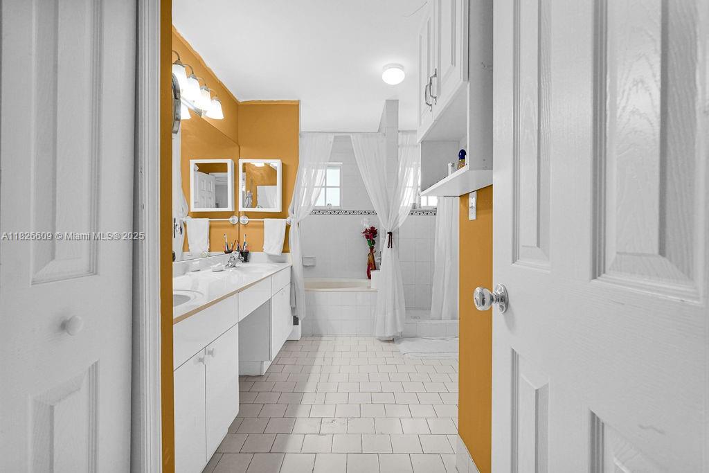 ADVENTURE HOMES - Residential