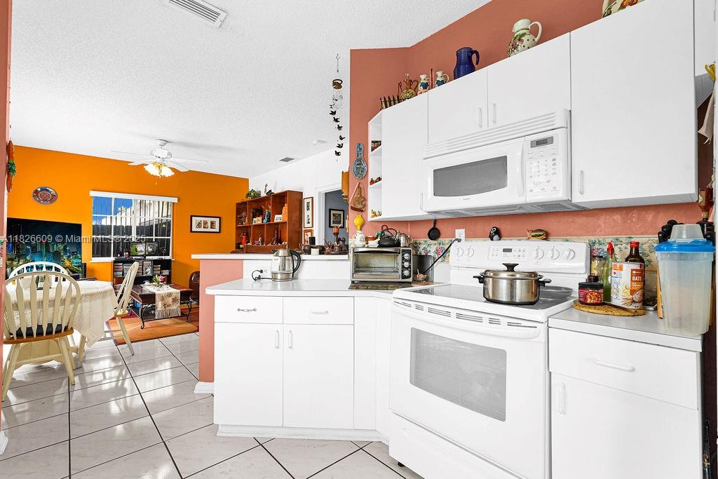 ADVENTURE HOMES - Residential