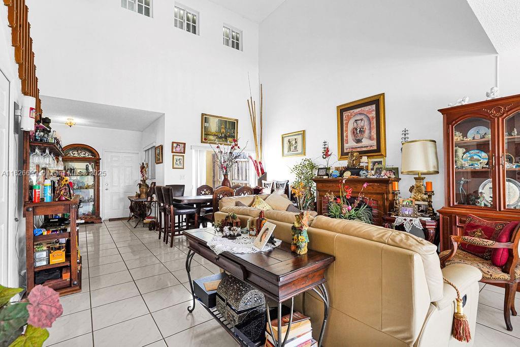 ADVENTURE HOMES - Residential