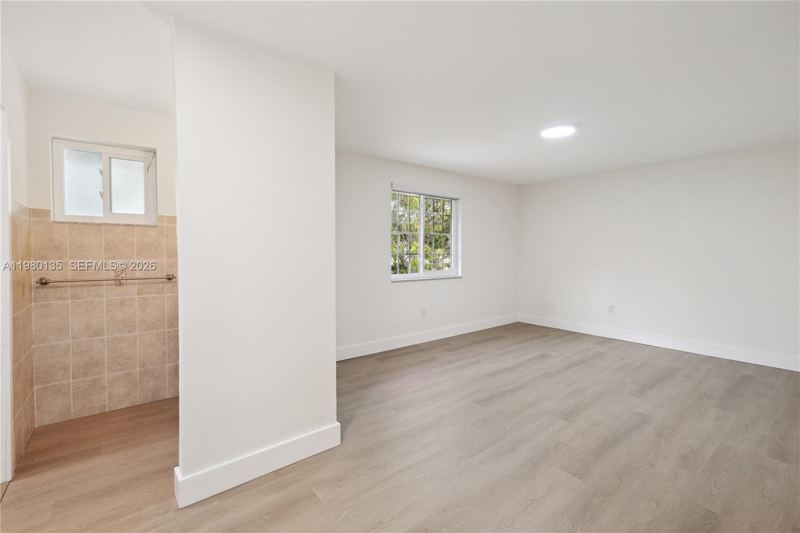 1ST ADDN TO CALISTOGA EST - Residential Lease