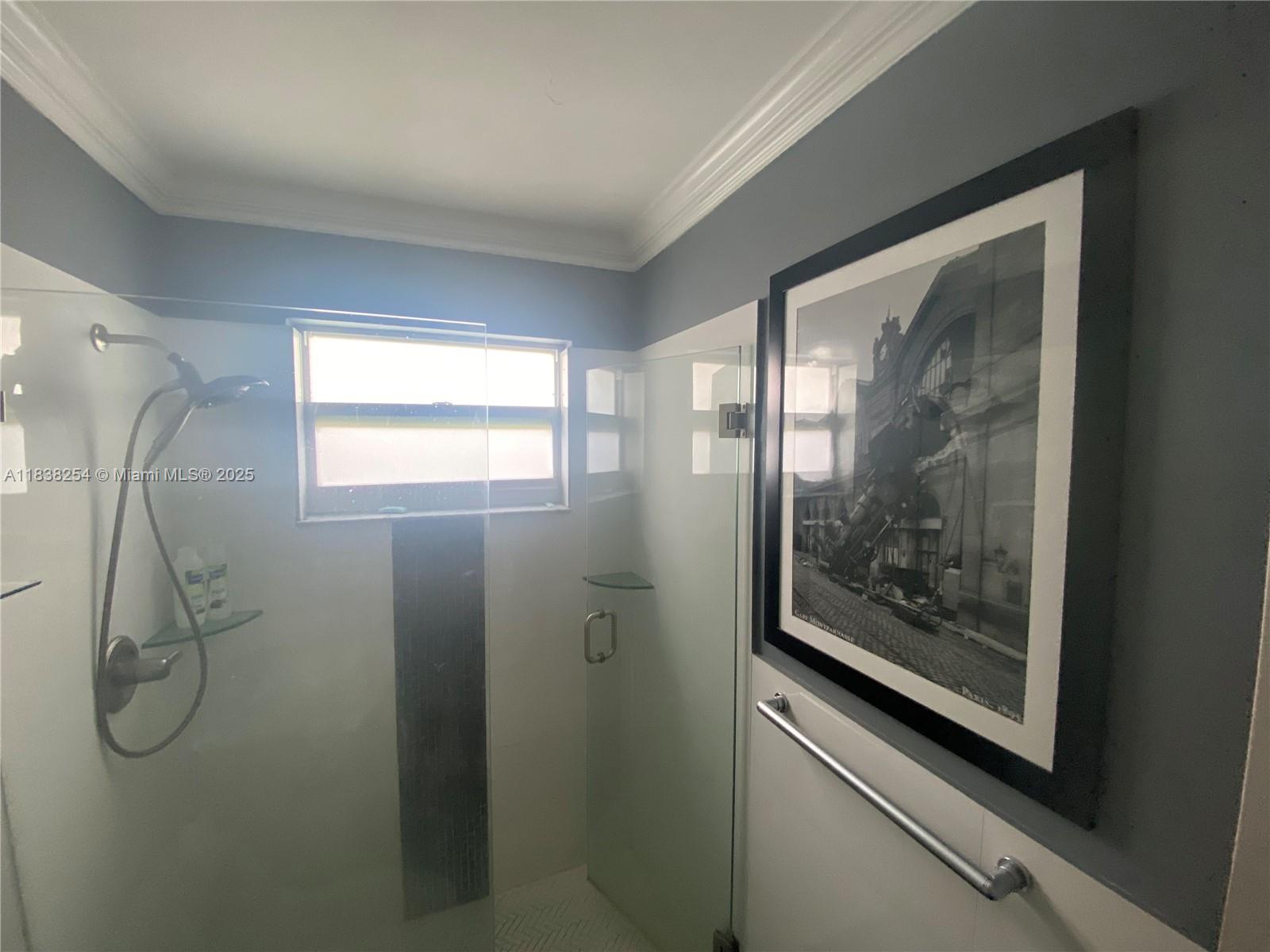 SKY LAKE GARDENS NO 3 CON - Residential