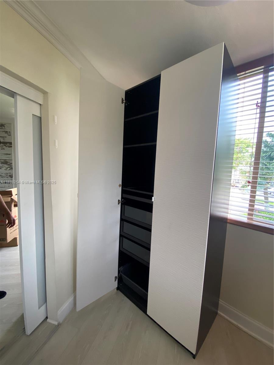 SKY LAKE GARDENS NO 3 CON - Residential