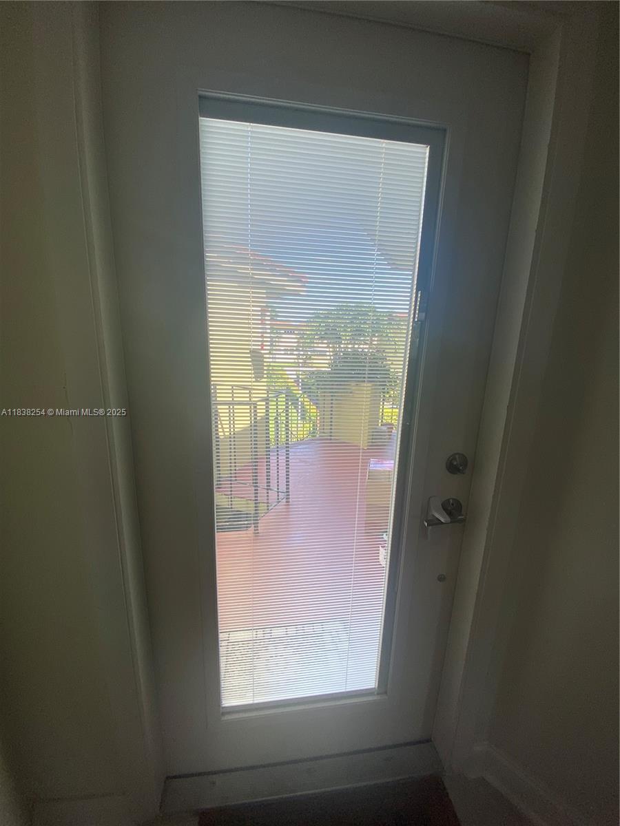 SKY LAKE GARDENS NO 3 CON - Residential