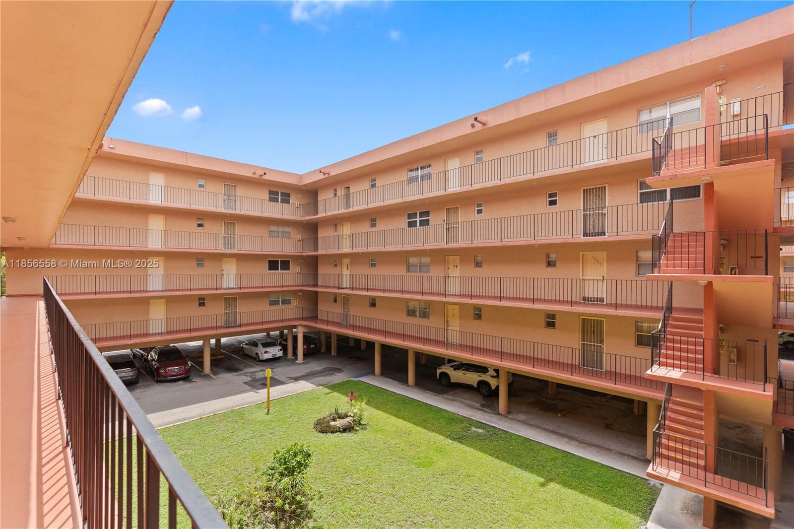 PALM-EAST GARDENS CONDO - Residential