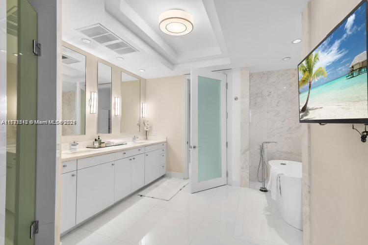 10295 COLLINS AVE RESDNTA - Residential Lease