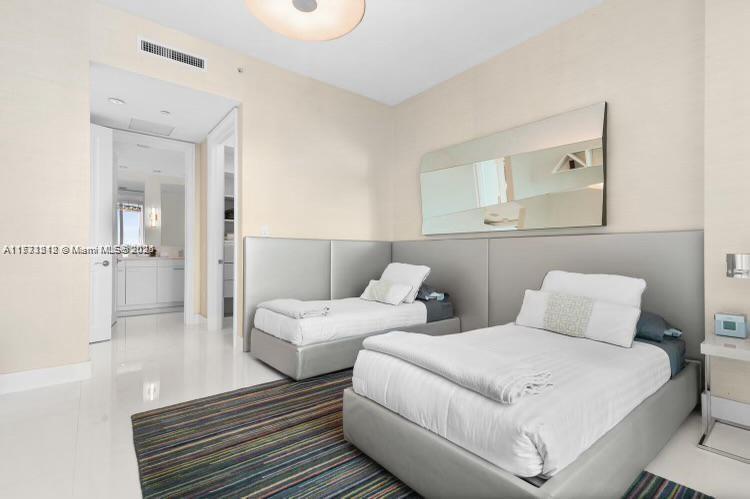 10295 COLLINS AVE RESDNTA - Residential Lease