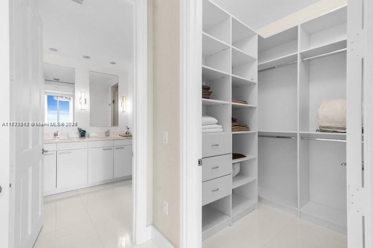 10295 COLLINS AVE RESDNTA - Residential Lease