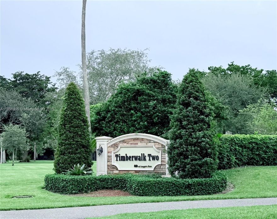 Welcome to this charming corner villa, ideally located within walking distance to Publix, shops, dining, and more. This well-kept home offers ceramic tile flooring throughout, cherrywood cabinetry, granite countertops, and ceiling fans in every room for year-round comfort.
With tasteful finishes and room to personalize, this home is move-in ready. Enjoy two parking spaces on the private driveway and relax in the enclosed patio—perfect for morning coffee or evening breezes.
The community offers resort-style amenities including a pool, tennis courts, playground, fishing dock, BBQ area, and more. With low quarterly fees and a peaceful setting, this home blends comfort, convenience, and value in one of Boca’s most sought-after areas.
Don’t miss this great opportunity!