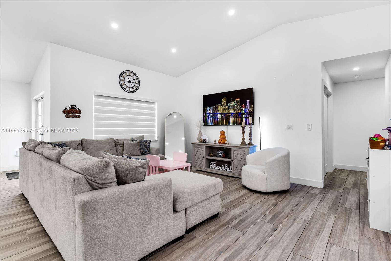 LEDFORD LANDING - Residential
