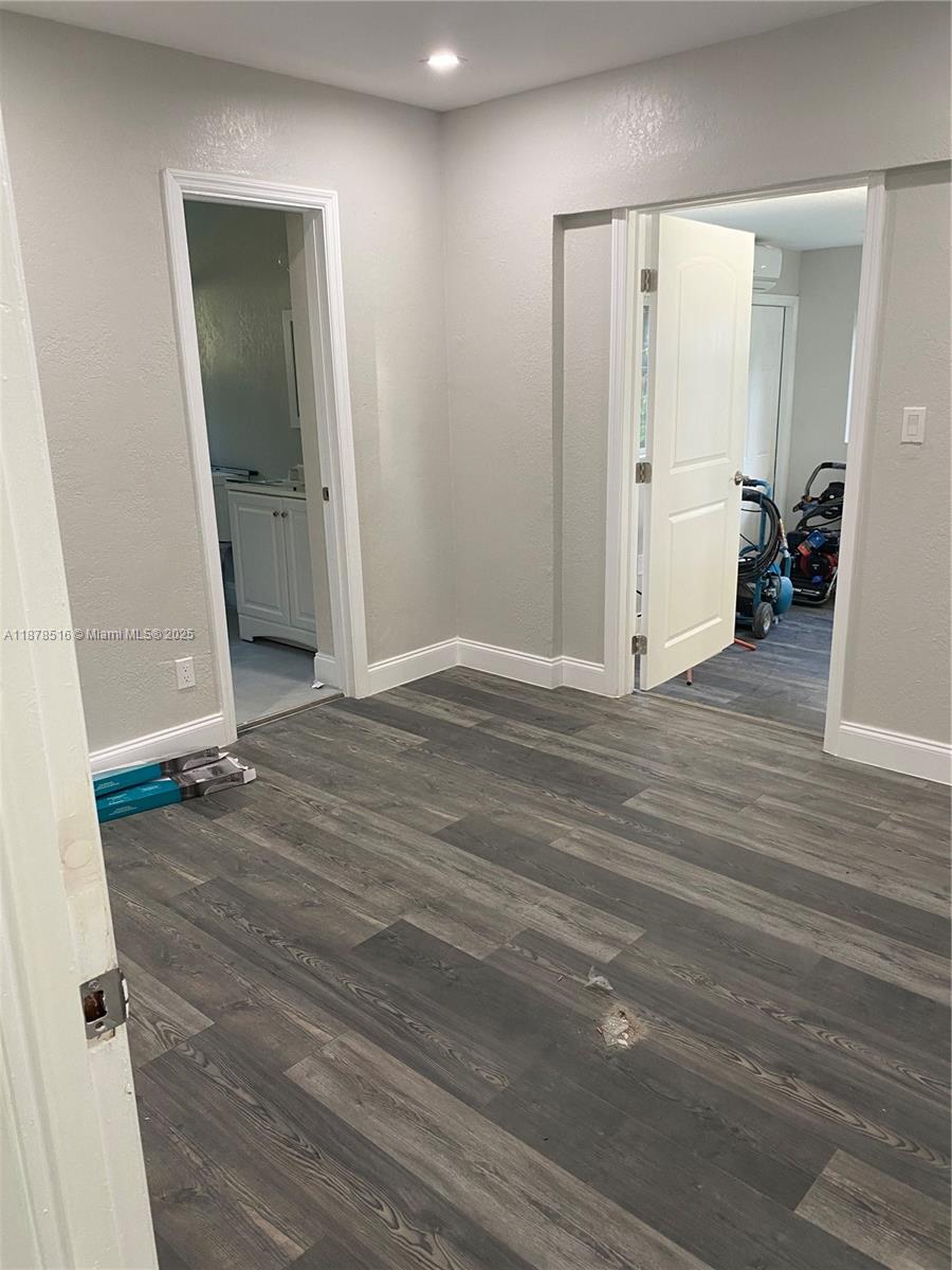 DEERFIELD SHORES - Residential Lease