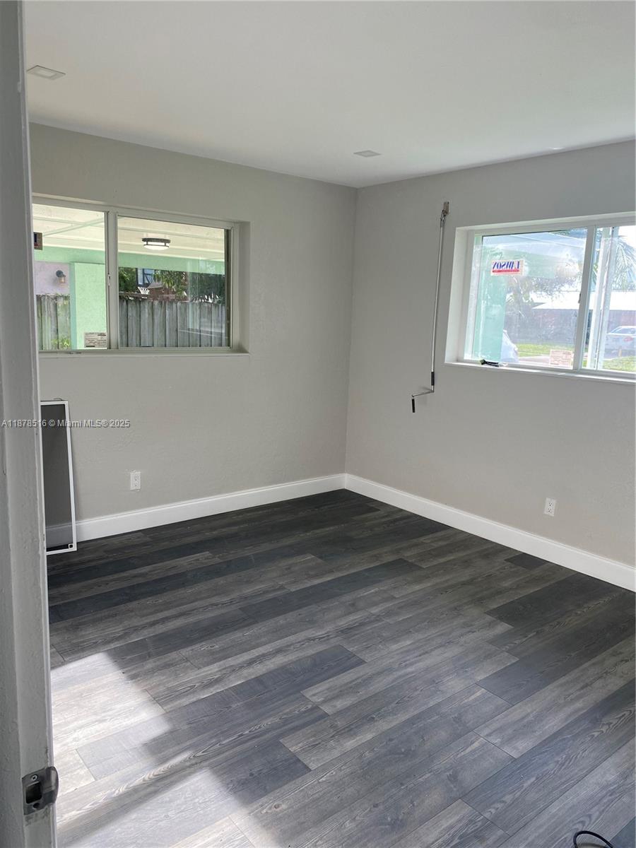 DEERFIELD SHORES - Residential Lease