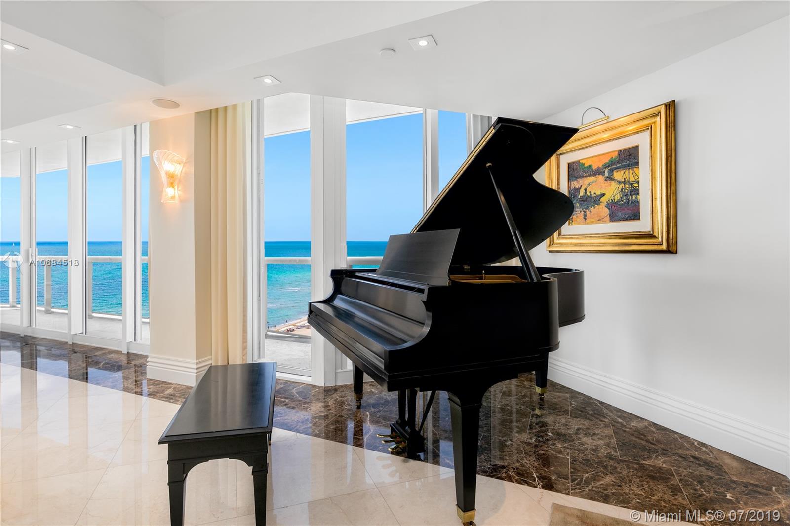 SOLIMAR CONDO - Residential