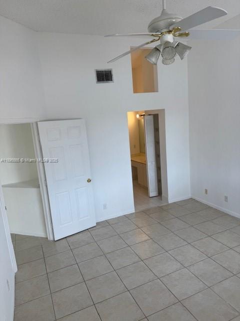 HOLLYWOOD LAKES COUNTRY C - Residential Lease