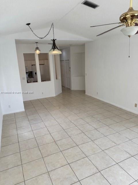 HOLLYWOOD LAKES COUNTRY C - Residential Lease