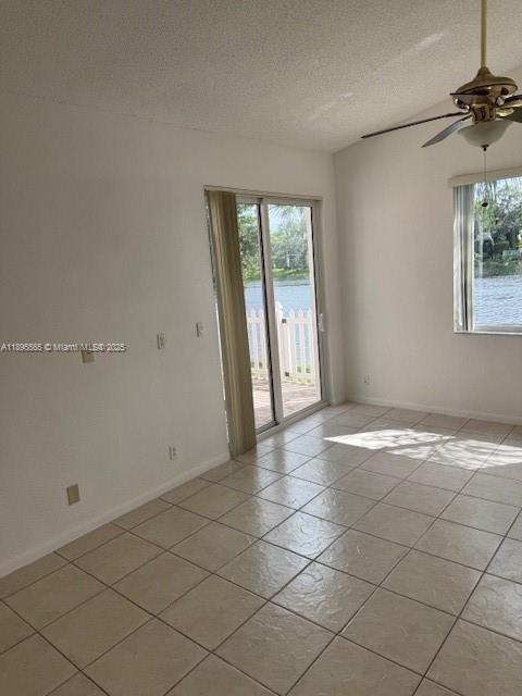 HOLLYWOOD LAKES COUNTRY C - Residential Lease