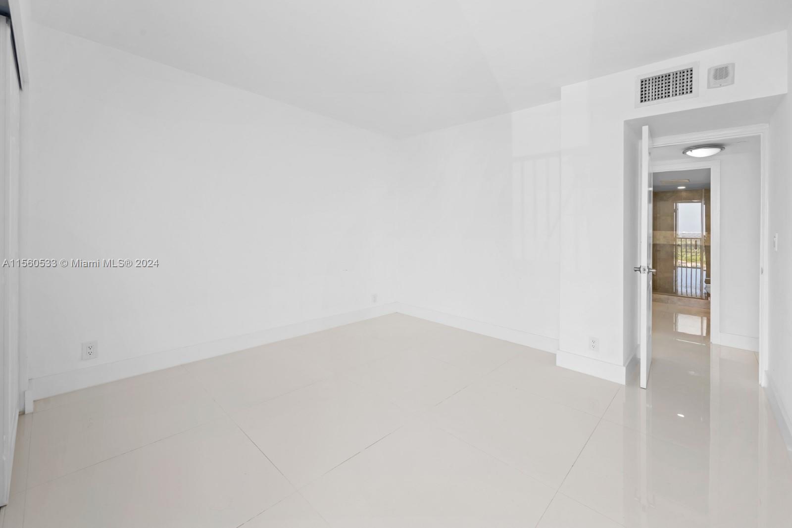 TURNBERRY ISLE CONDO - Residential Lease