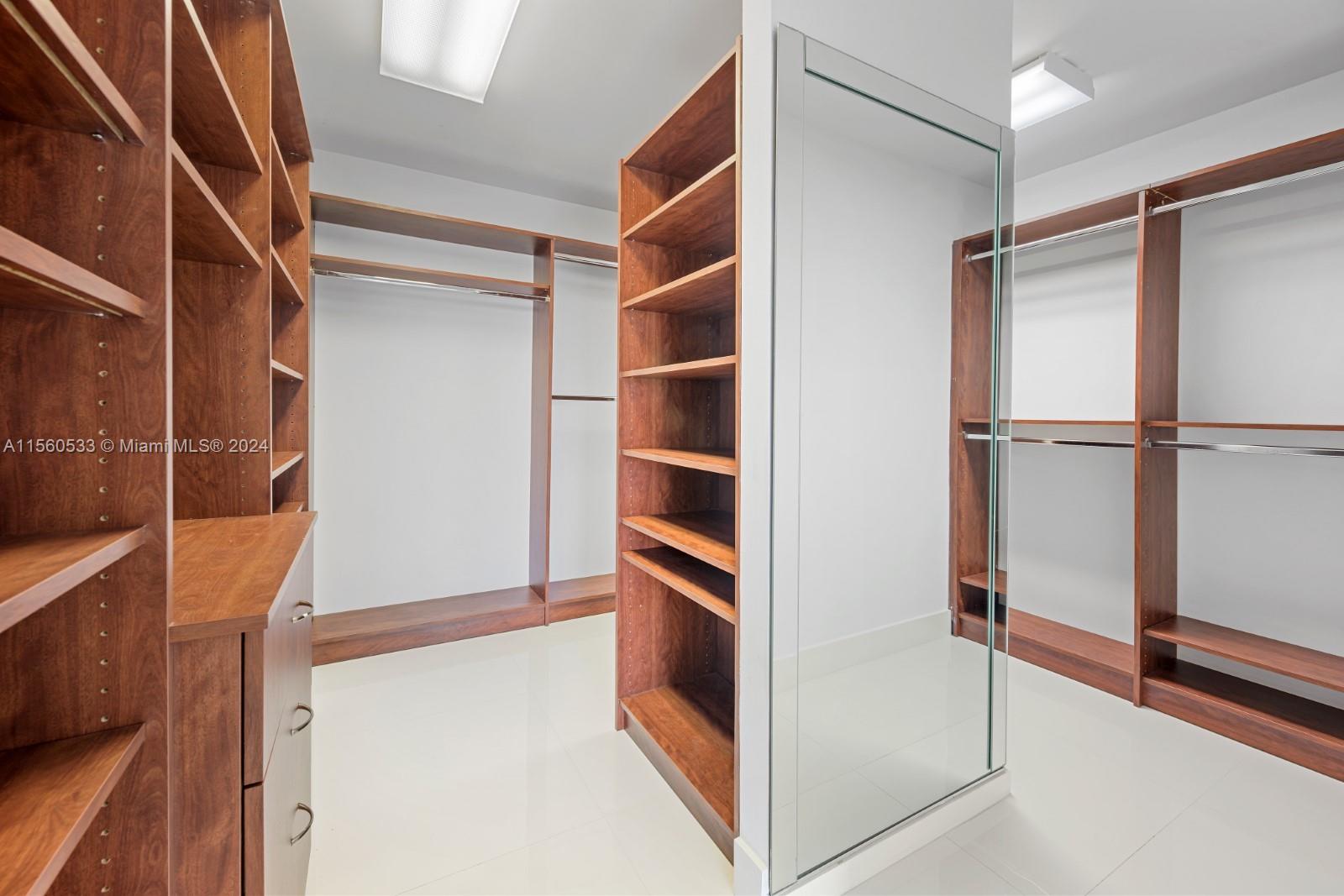TURNBERRY ISLE CONDO - Residential Lease