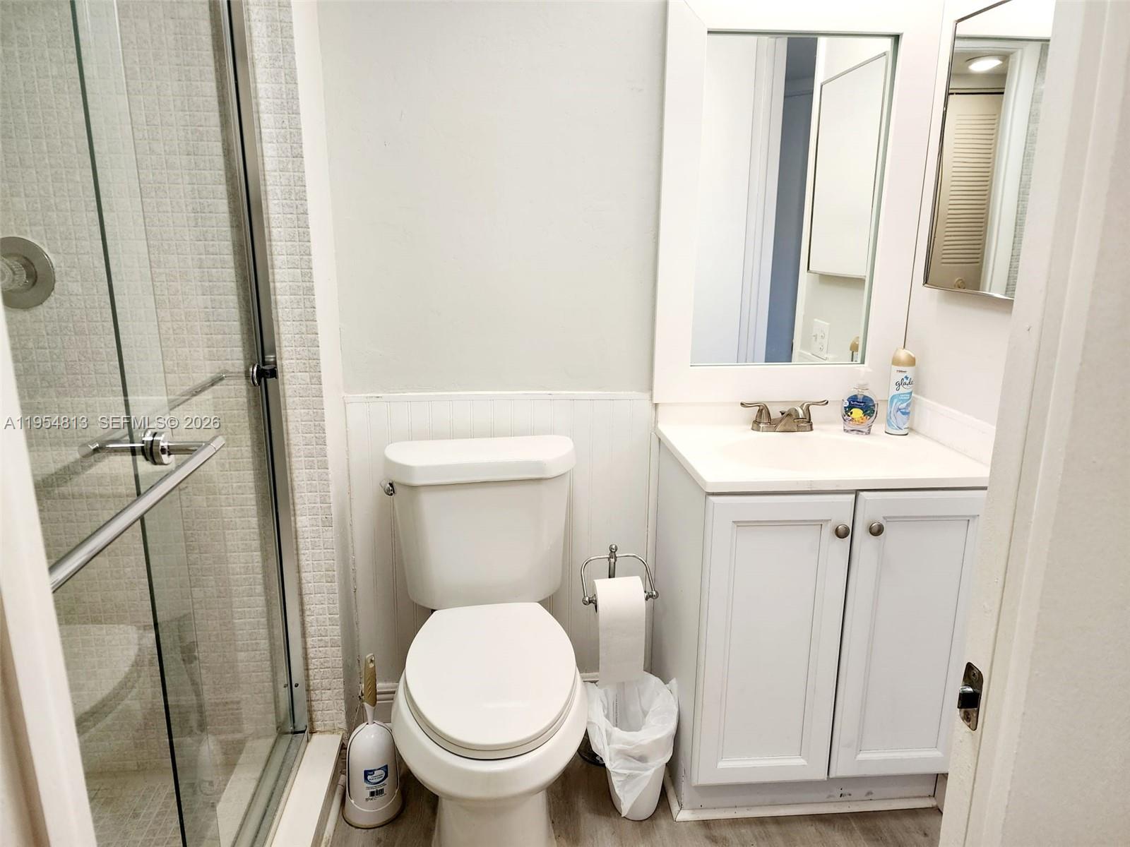 LIME BAY CONDOMINIUM 6 - Residential