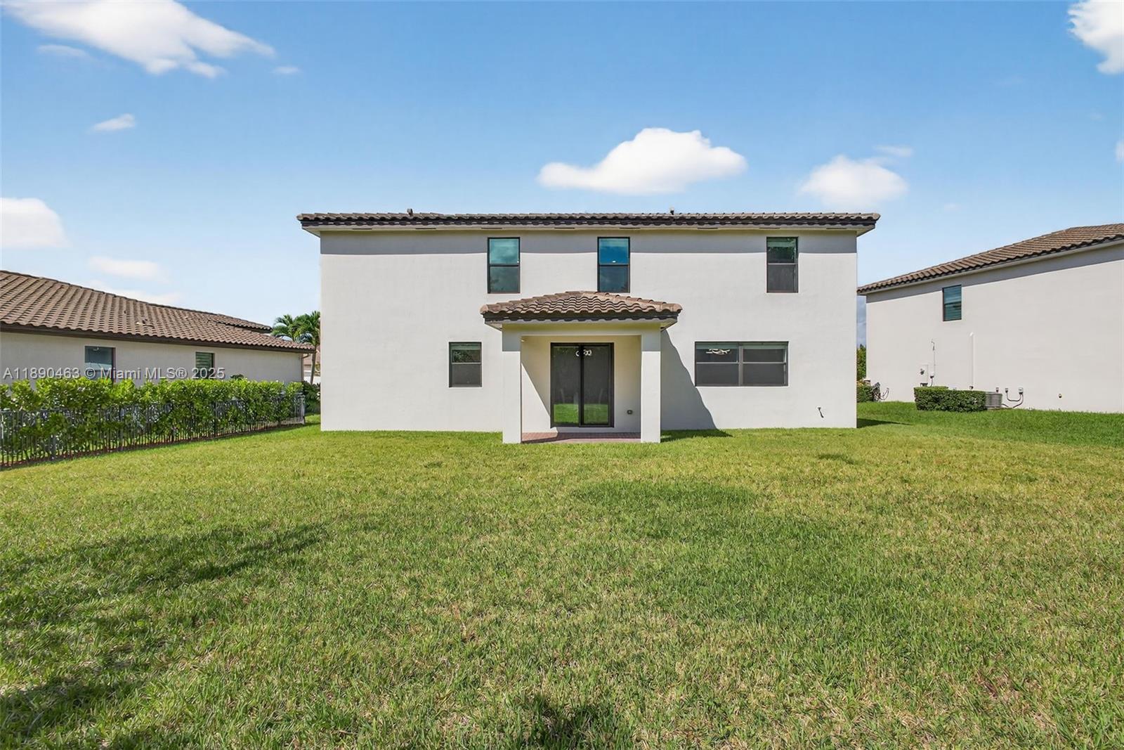 CRESTWOOD NORTH - Residential