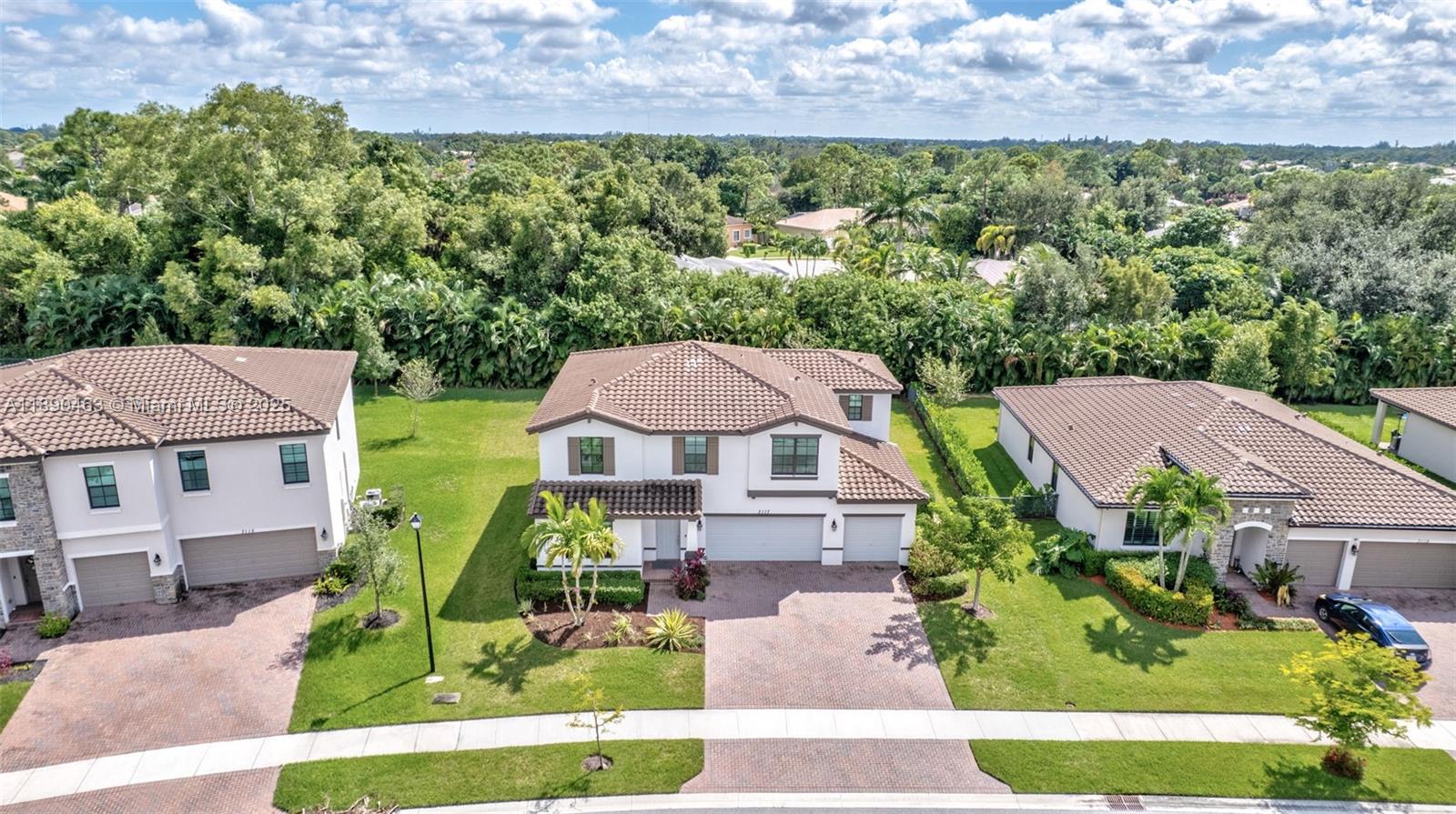 CRESTWOOD NORTH - Residential