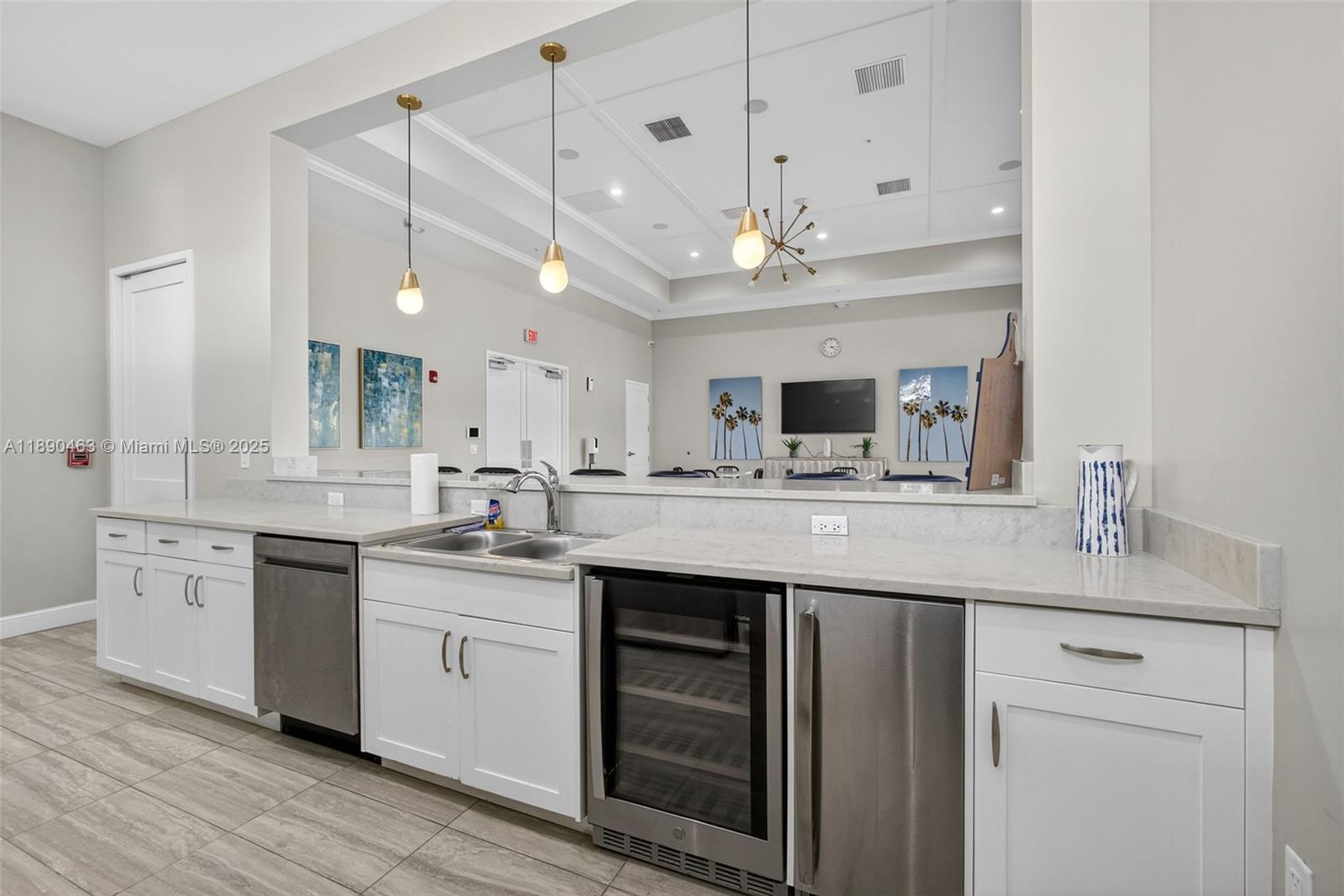 CRESTWOOD NORTH - Residential