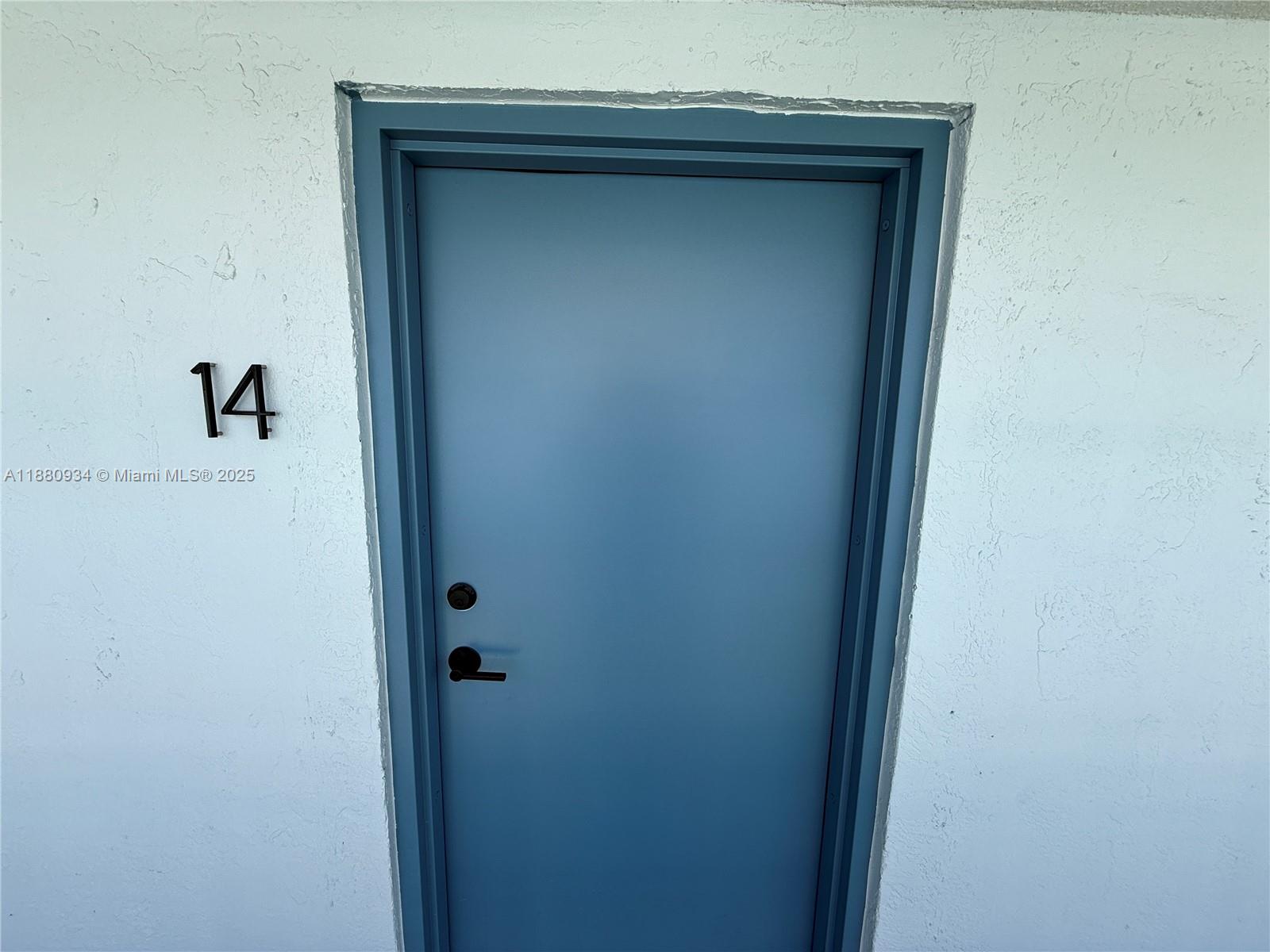 DIXIE HIGHWAY TRACK - Residential Lease