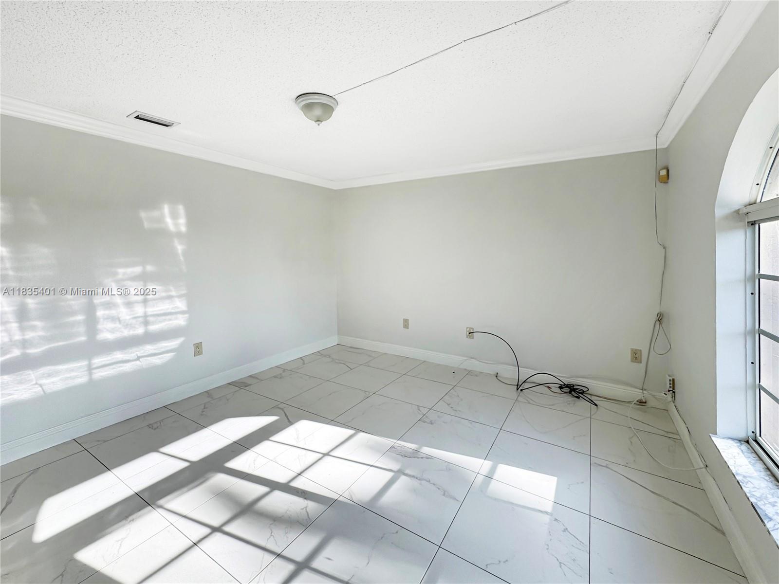 3834 SW 153rd Pl .