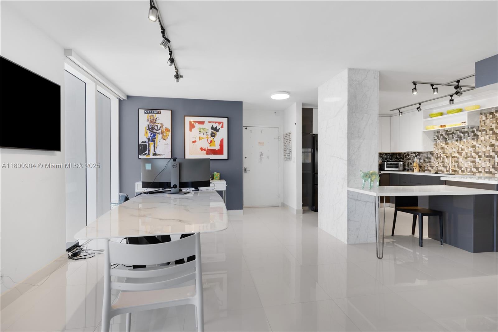 PARKER PLAZA ESTATES COND0 - Residential