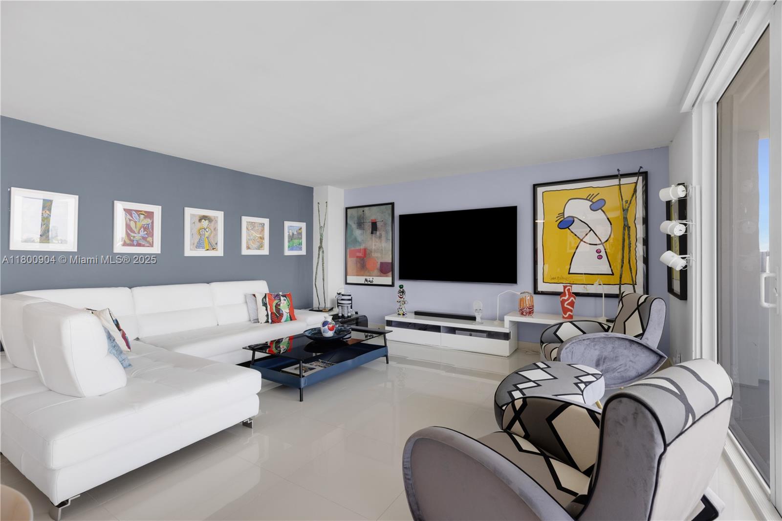 PARKER PLAZA ESTATES COND0 - Residential