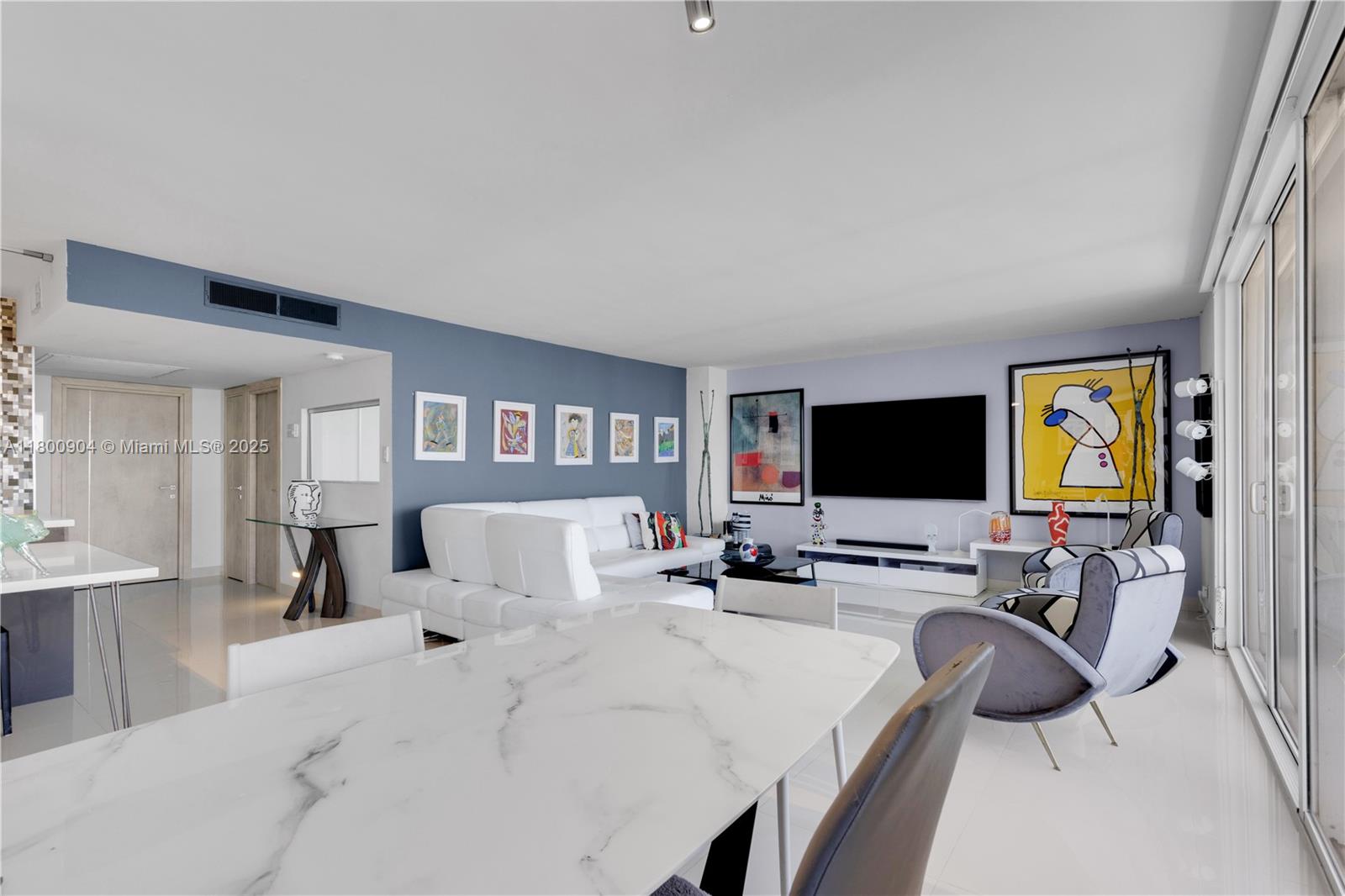 PARKER PLAZA ESTATES COND0 - Residential