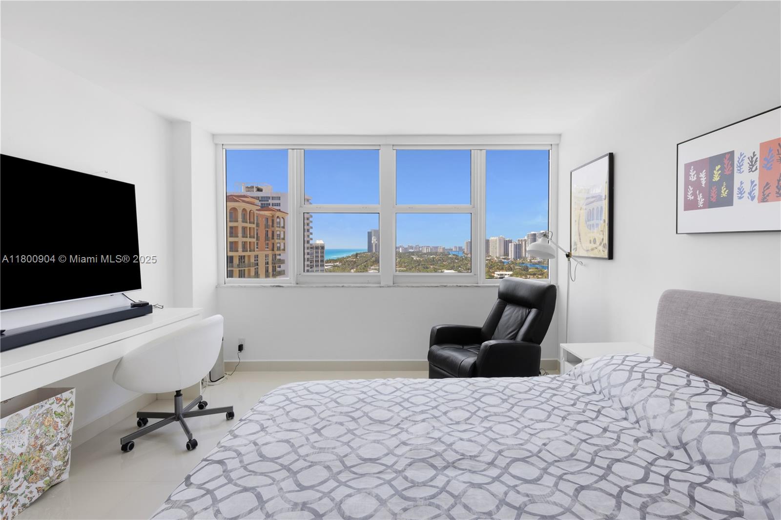 PARKER PLAZA ESTATES COND0 - Residential