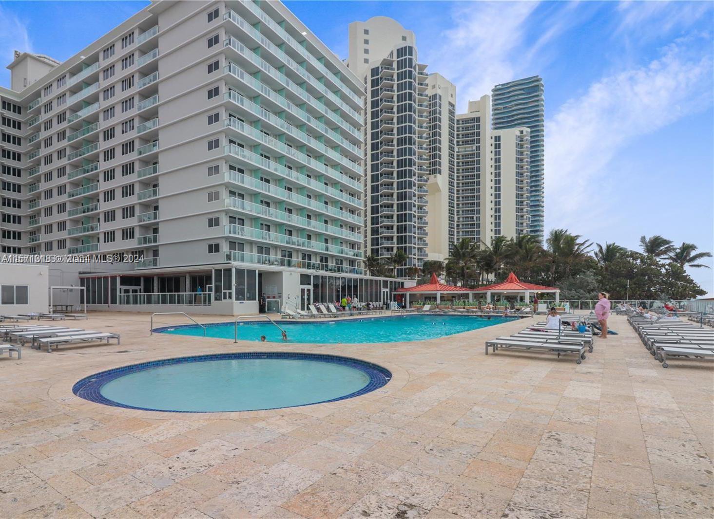 THE AVENTURA BEACH CLUB - Residential