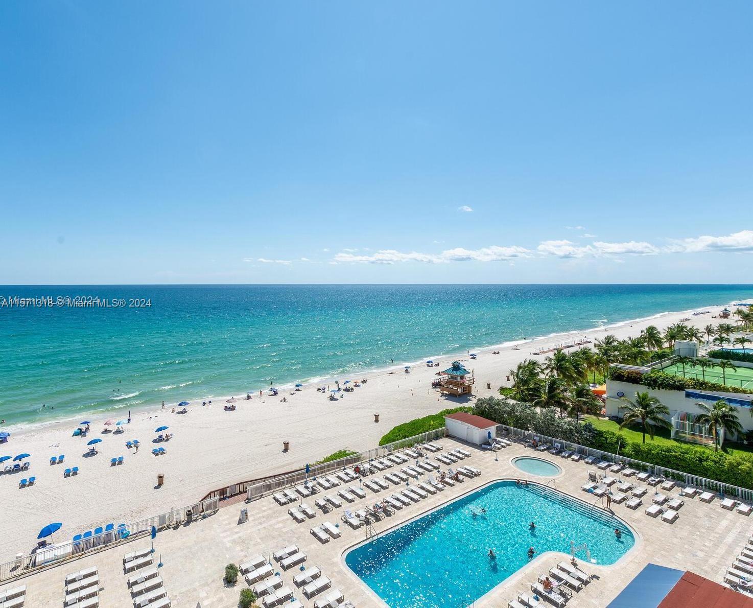THE AVENTURA BEACH CLUB - Residential
