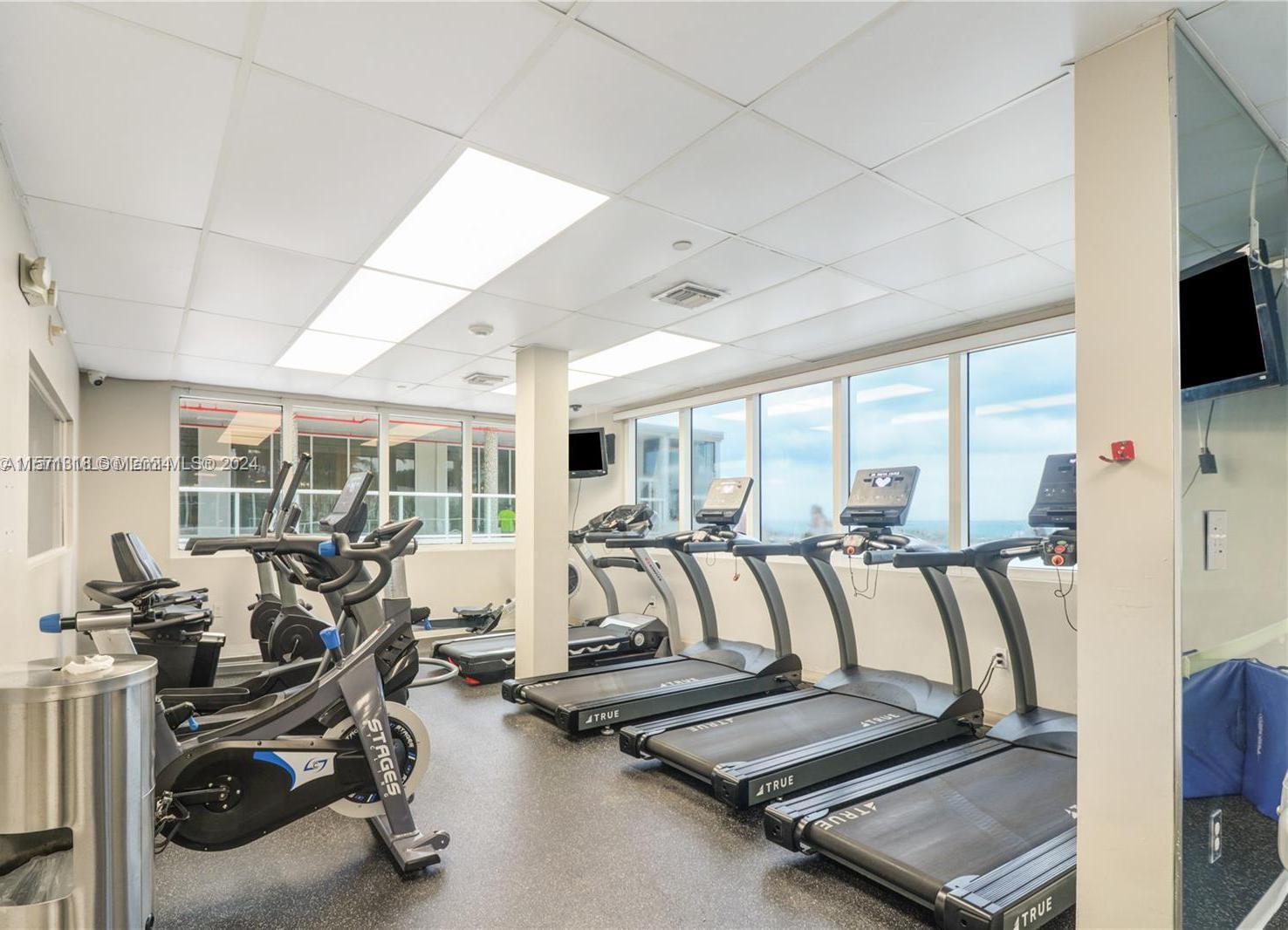THE AVENTURA BEACH CLUB - Residential