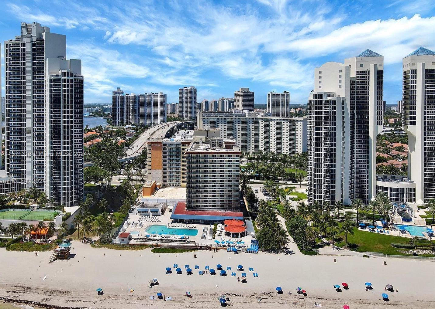 THE AVENTURA BEACH CLUB - Residential