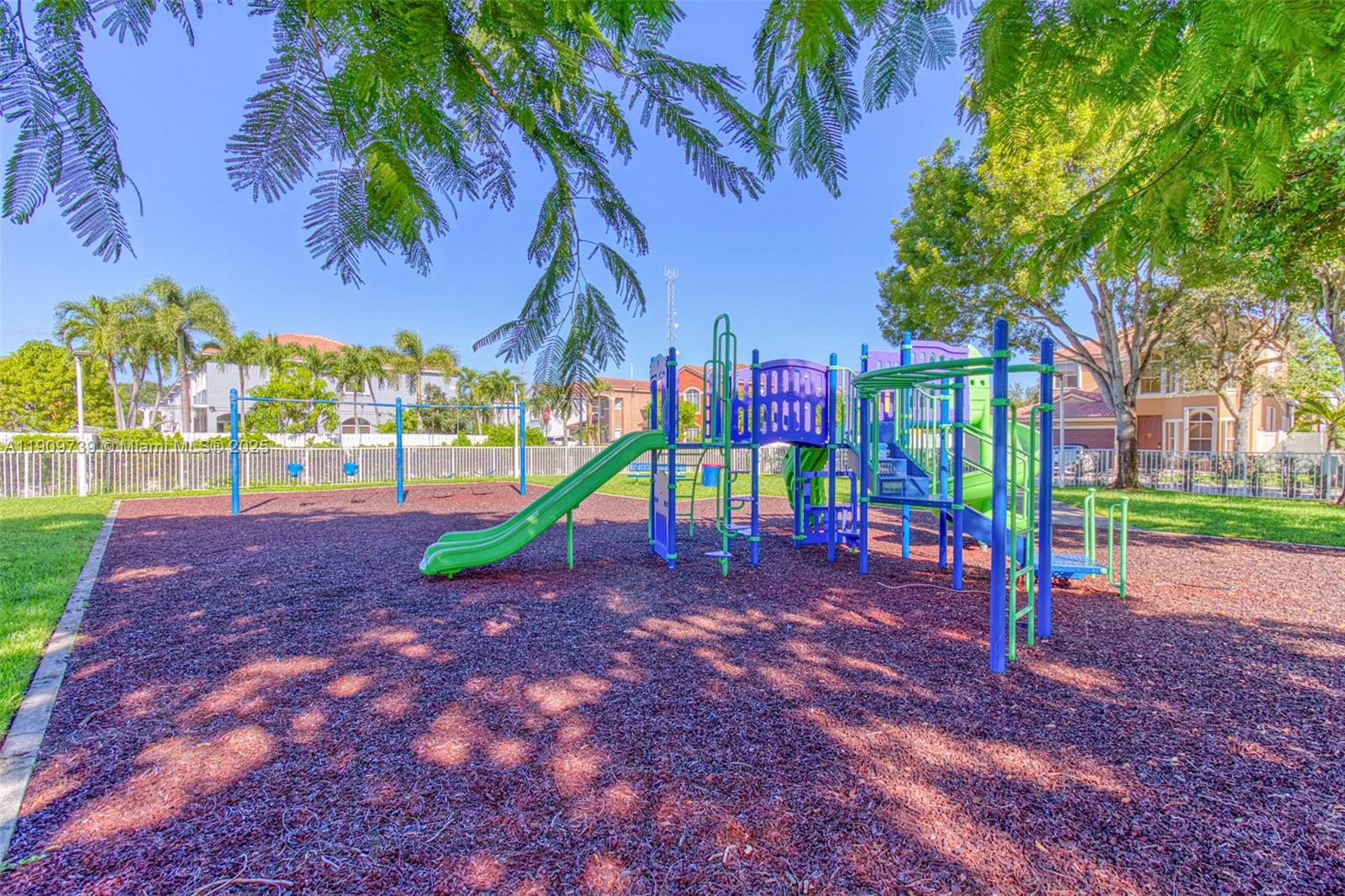 MAPLE RIDGE - Residential