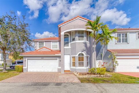 3839 SW 51st St Hollywood FL 33312