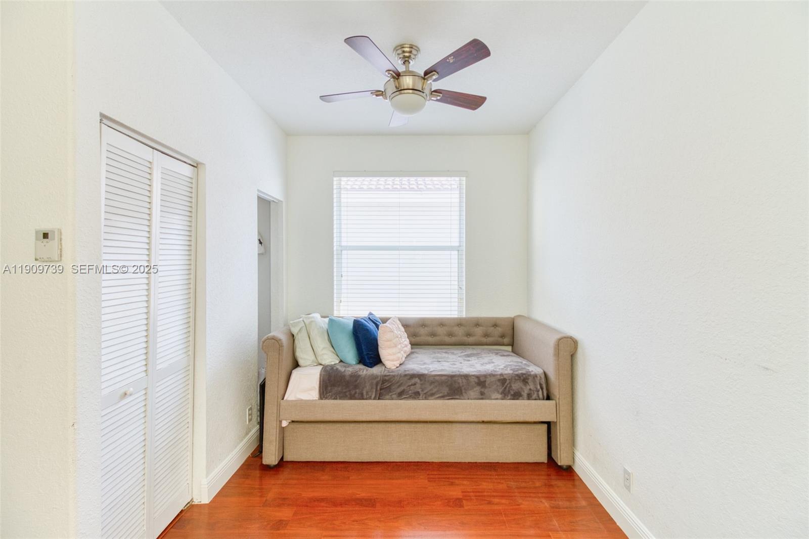 MAPLE RIDGE - Residential