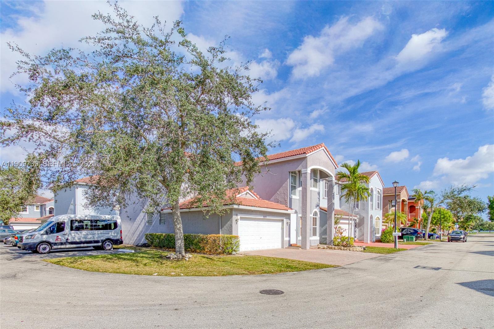 MAPLE RIDGE - Residential