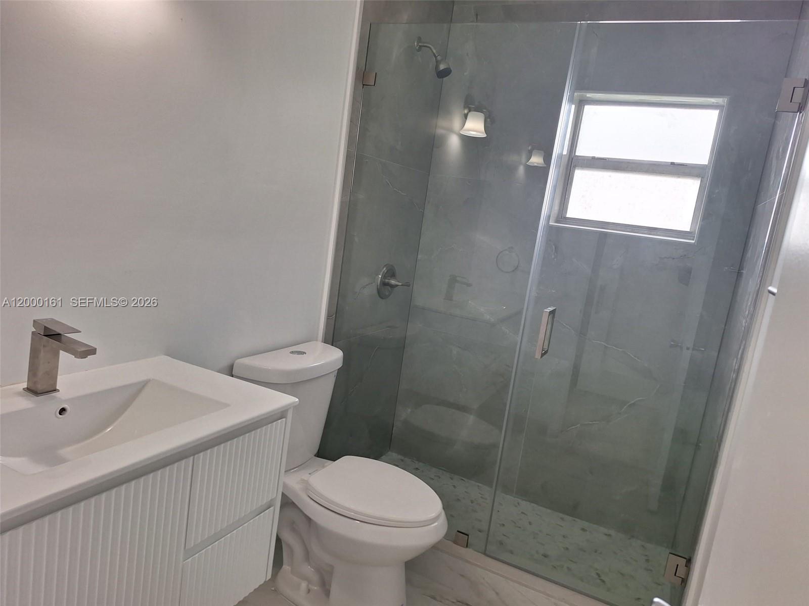 ROYALE GREEN CONDO NO 2 - Residential Lease