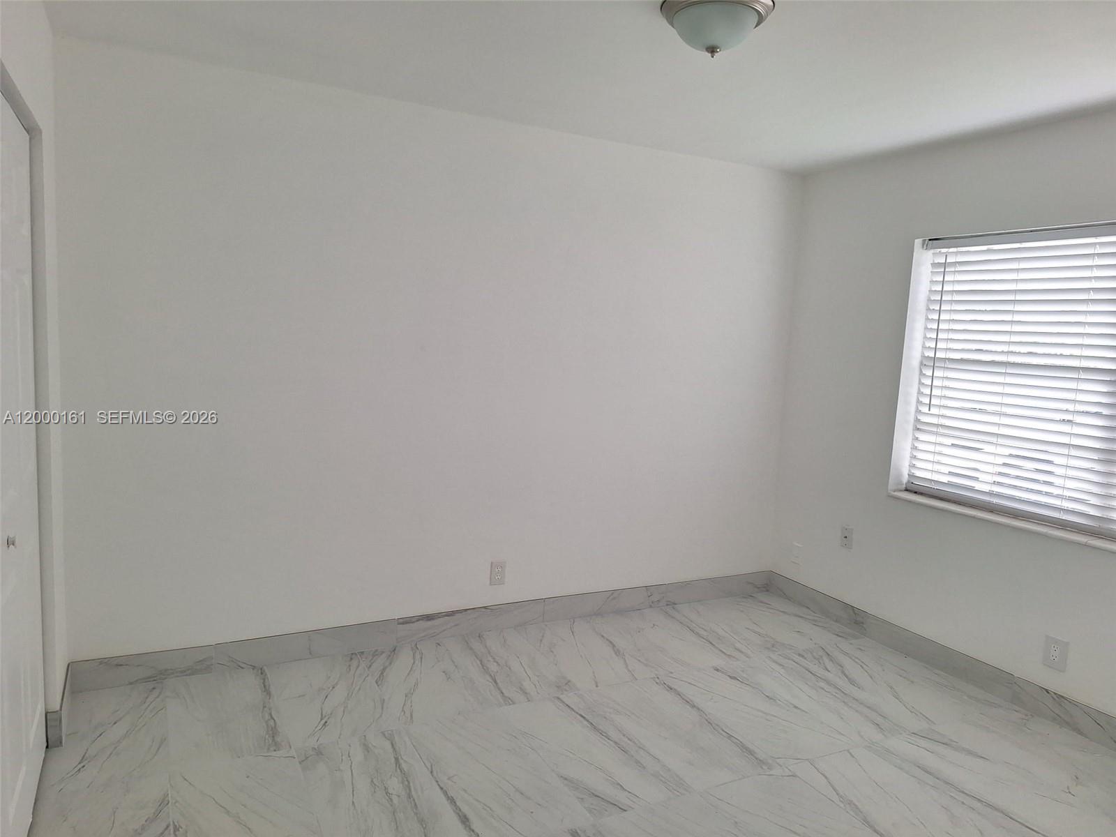 ROYALE GREEN CONDO NO 2 - Residential Lease