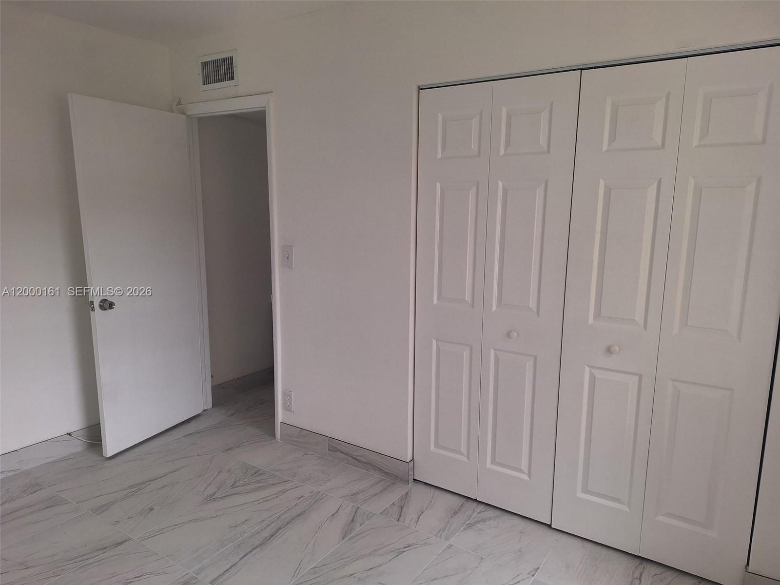 ROYALE GREEN CONDO NO 2 - Residential Lease