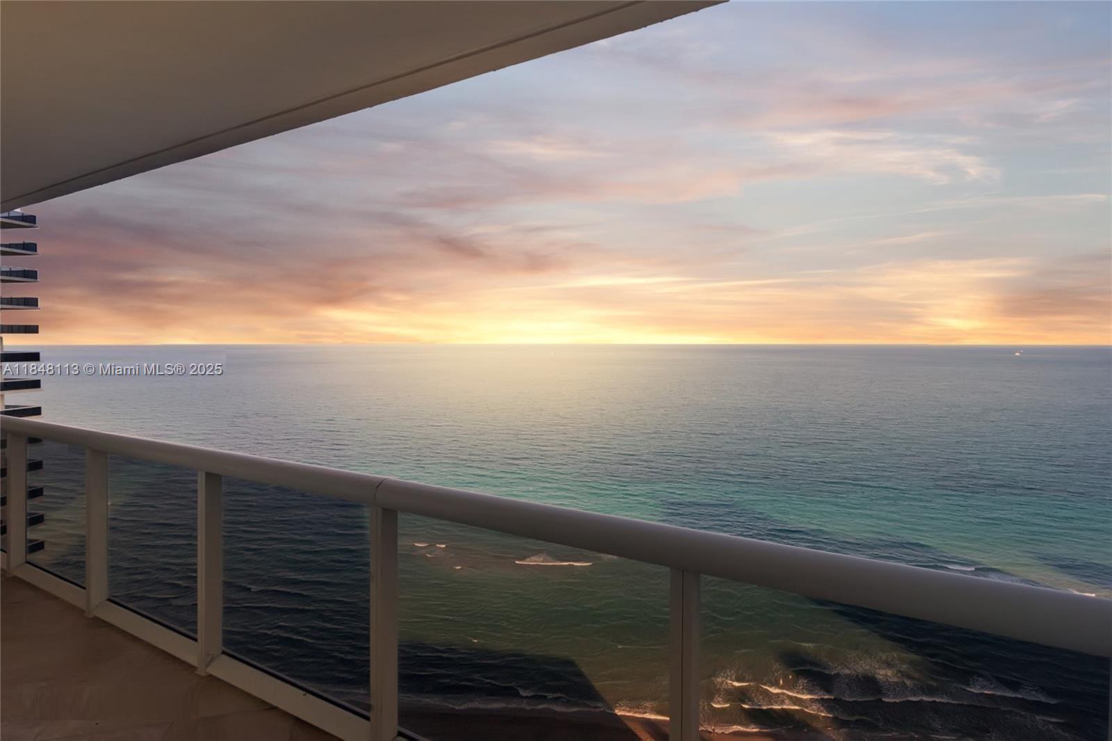 BEACH CLUB CONDO - Residential