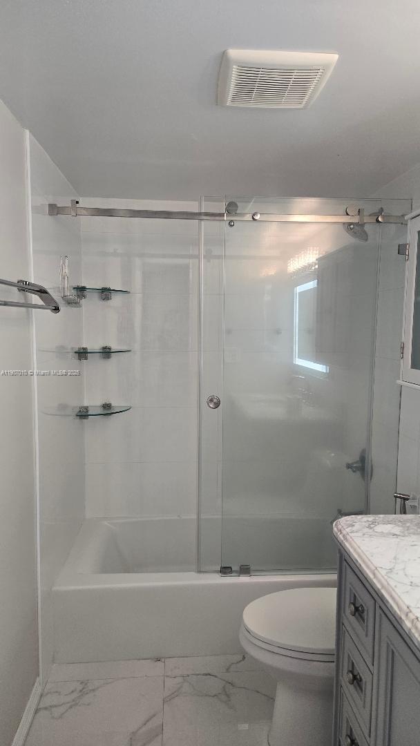 LAKEVIEW GARDENS AT MIAMI - Residential Lease