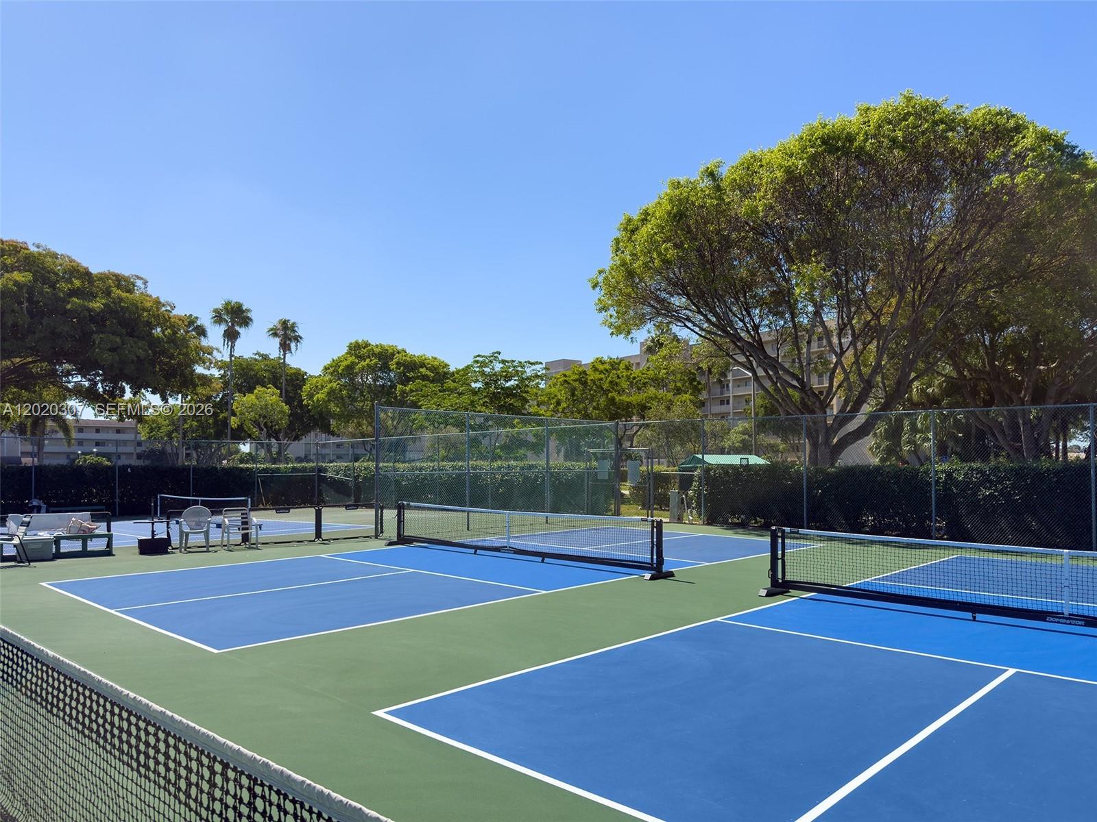 HUNTINGTON LAKES SEC TWO - Residential